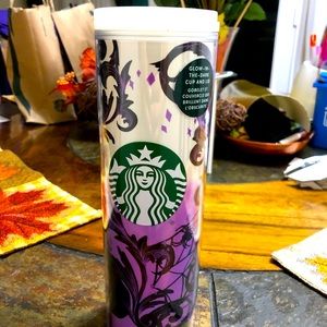 Halloween 2021 - Starbucks